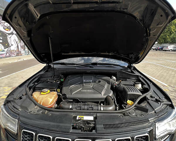 Чорний Джип Grand Cherokee, об'ємом двигуна 2.99 л та пробігом 220 тис. км за 15000 $, фото 29 на Automoto.ua