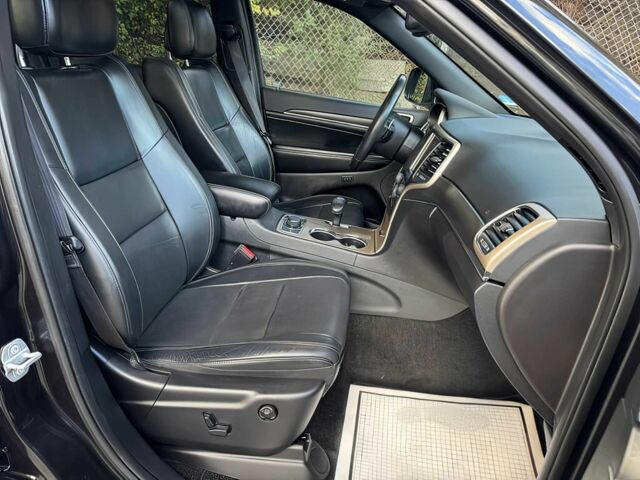 Черный Джип Гранд Чероки, объемом двигателя 3 л и пробегом 80 тыс. км за 12900 $, фото 11 на Automoto.ua