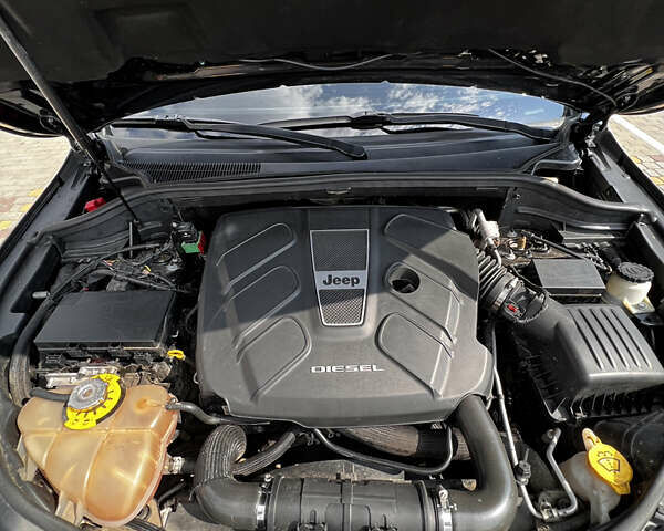 Чорний Джип Grand Cherokee, об'ємом двигуна 2.99 л та пробігом 220 тис. км за 15000 $, фото 31 на Automoto.ua