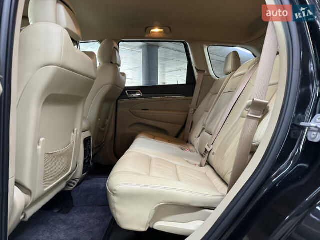 Джип Grand Cherokee 2015 у Одесі на Automoto.ua Чорний Джип Grand Cherokee, об'ємом двигуна 3.6 л та пробігом 199 тис. км за 19900 $, фото 23 на Automoto.ua