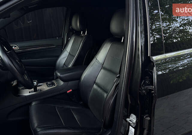 Черный Джип Гранд Чероки, объемом двигателя 2.99 л и пробегом 220 тыс. км за 21900 $, фото 31 на Automoto.ua