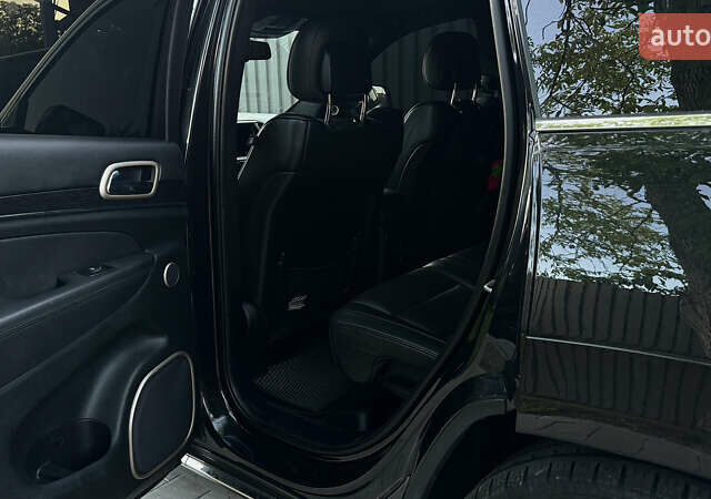 Черный Джип Гранд Чероки, объемом двигателя 2.99 л и пробегом 220 тыс. км за 21900 $, фото 32 на Automoto.ua