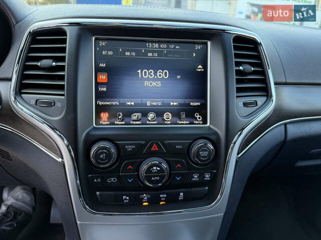 Черный Джип Гранд Чероки, объемом двигателя 2.99 л и пробегом 92 тыс. км за 24000 $, фото 10 на Automoto.ua