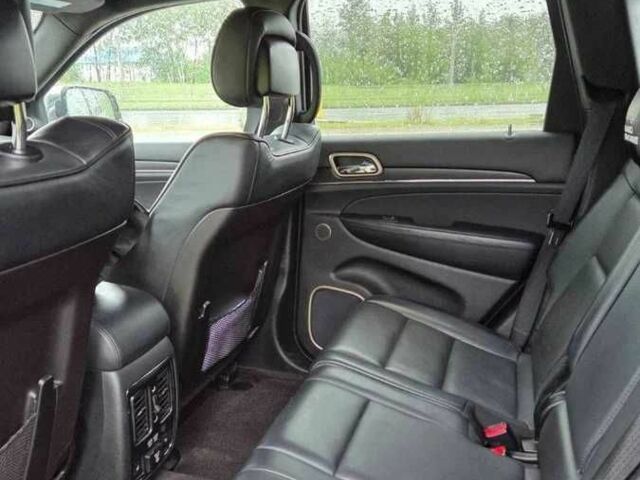 Джип Гранд Чероки 2016 в Киеве на Automoto.ua Черный Джип Гранд Чероки, объемом двигателя 3 л и пробегом 123 тыс. км за 22903 $, фото 9 на Automoto.ua