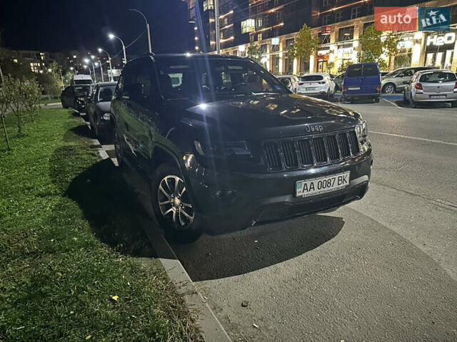 Джип Гранд Чероки 2016 в Киеве на Automoto.ua Черный Джип Гранд Чероки, объемом двигателя 3.6 л и пробегом 139 тыс. км за 23000 $, фото 23 на Automoto.ua