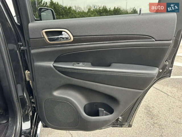 Черный Джип Гранд Чероки, объемом двигателя 3.6 л и пробегом 172 тыс. км за 22000 $, фото 21 на Automoto.ua