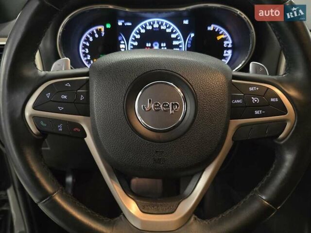 Джип Гранд Чероки 2016 в Николаеве на Automoto.ua Черный Джип Гранд Чероки, объемом двигателя 3.6 л и пробегом 194 тыс. км за 18899 $, фото 14 на Automoto.ua