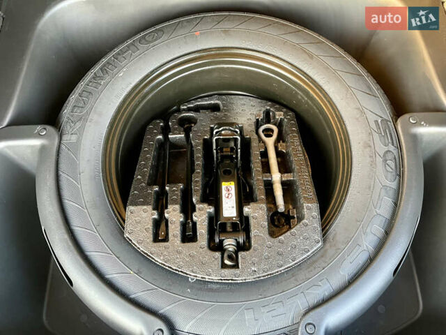 Черный Джип Гранд Чероки, объемом двигателя 2.99 л и пробегом 235 тыс. км за 23999 $, фото 72 на Automoto.ua