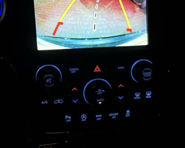 Джип Гранд Чероки 2016 в Киеве на Automoto.ua Черный Джип Гранд Чероки, объемом двигателя 3.6 л и пробегом 139 тыс. км за 23000 $, фото 28 на Automoto.ua