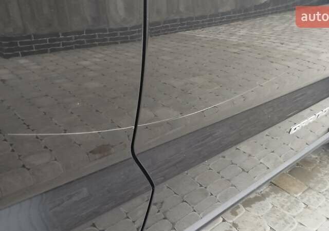 Джип Гранд Чероки 2016 в Киеве на Automoto.ua Черный Джип Гранд Чероки, объемом двигателя 3.6 л и пробегом 121 тыс. км за 22500 $, фото 5 на Automoto.ua