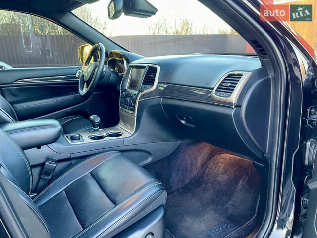 Черный Джип Гранд Чероки, объемом двигателя 2.99 л и пробегом 235 тыс. км за 23999 $, фото 83 на Automoto.ua