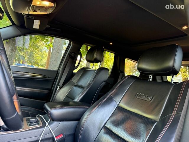 Чорний Джип Grand Cherokee, об'ємом двигуна 3.2 л та пробігом 130 тис. км за 23440 $, фото 15 на Automoto.ua