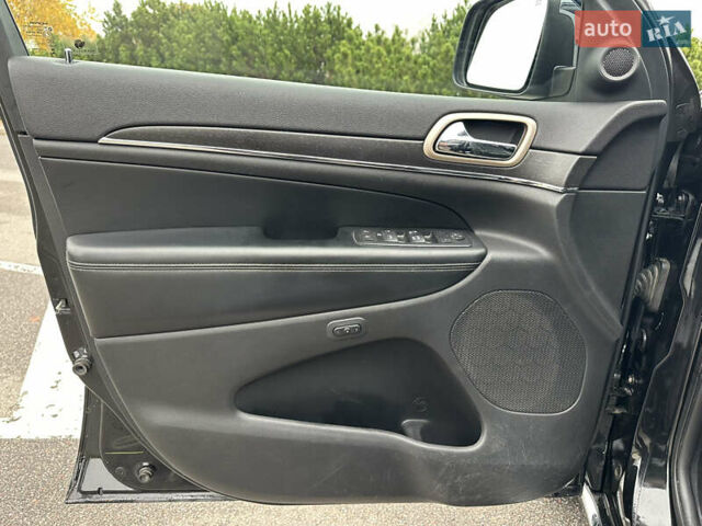 Черный Джип Гранд Чероки, объемом двигателя 3.6 л и пробегом 172 тыс. км за 22000 $, фото 14 на Automoto.ua