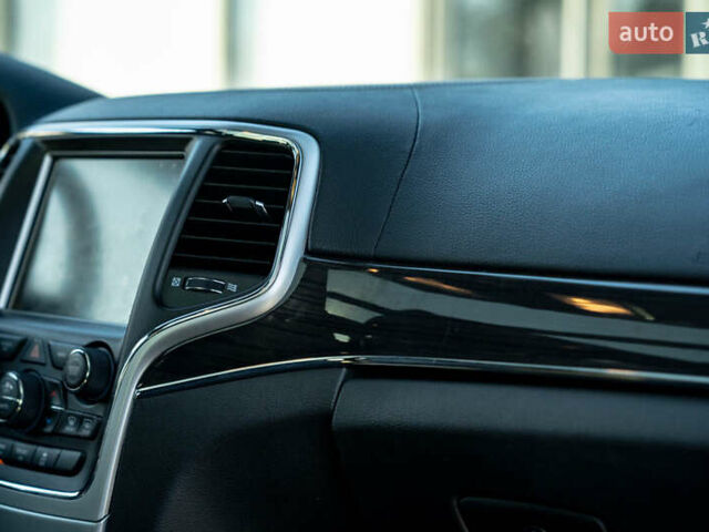 Джип Гранд Чероки 2016 в Черновцах на Automoto.ua Черный Джип Гранд Чероки, объемом двигателя 2.99 л и пробегом 89 тыс. км за 33500 $, фото 30 на Automoto.ua