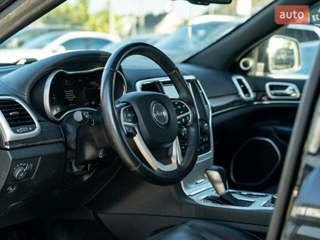 Джип Гранд Чероки 2016 в Черновцах на Automoto.ua Черный Джип Гранд Чероки, объемом двигателя 2.99 л и пробегом 89 тыс. км за 33500 $, фото 20 на Automoto.ua