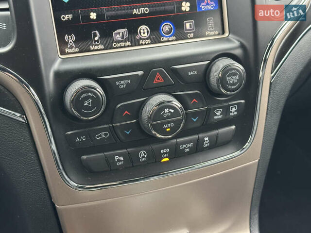 Черный Джип Гранд Чероки, объемом двигателя 3.6 л и пробегом 172 тыс. км за 22000 $, фото 39 на Automoto.ua