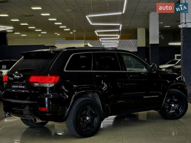 Джип Гранд Чероки 2016 в Николаеве на Automoto.ua Черный Джип Гранд Чероки, объемом двигателя 3.6 л и пробегом 194 тыс. км за 18899 $, фото 4 на Automoto.ua