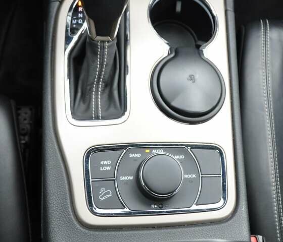 Черный Джип Гранд Чероки, объемом двигателя 2.97 л и пробегом 85 тыс. км за 28200 $, фото 45 на Automoto.ua