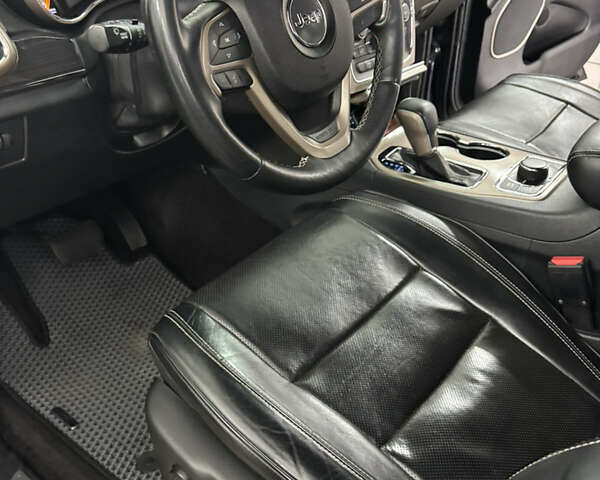 Черный Джип Гранд Чероки, объемом двигателя 3.6 л и пробегом 125 тыс. км за 25000 $, фото 23 на Automoto.ua