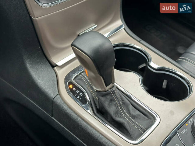 Черный Джип Гранд Чероки, объемом двигателя 3.6 л и пробегом 172 тыс. км за 22000 $, фото 41 на Automoto.ua