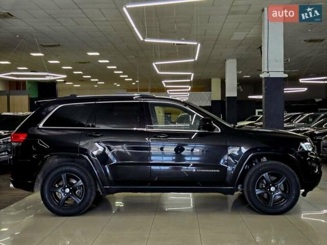 Джип Гранд Чероки 2016 в Николаеве на Automoto.ua Черный Джип Гранд Чероки, объемом двигателя 3.6 л и пробегом 194 тыс. км за 18899 $, фото 8 на Automoto.ua