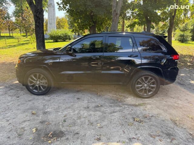 Чорний Джип Grand Cherokee, об'ємом двигуна 3.2 л та пробігом 130 тис. км за 23440 $, фото 7 на Automoto.ua