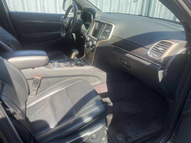 Джип Гранд Чероки 2016 в Николаеве на Automoto.ua Черный Джип Гранд Чероки, объемом двигателя 3.6 л и пробегом 159 тыс. км за 19600 $, фото 12 на Automoto.ua