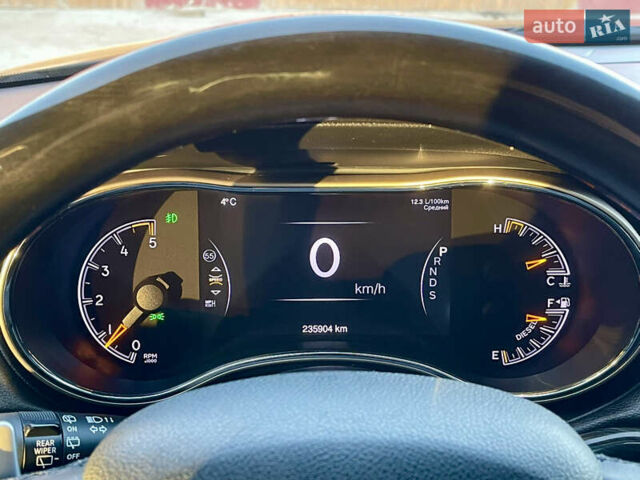 Черный Джип Гранд Чероки, объемом двигателя 2.99 л и пробегом 235 тыс. км за 23999 $, фото 54 на Automoto.ua