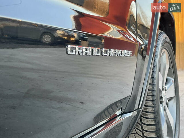 Черный Джип Гранд Чероки, объемом двигателя 2.99 л и пробегом 235 тыс. км за 23999 $, фото 77 на Automoto.ua