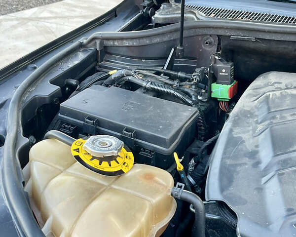 Черный Джип Гранд Чероки, объемом двигателя 2.99 л и пробегом 235 тыс. км за 23999 $, фото 86 на Automoto.ua