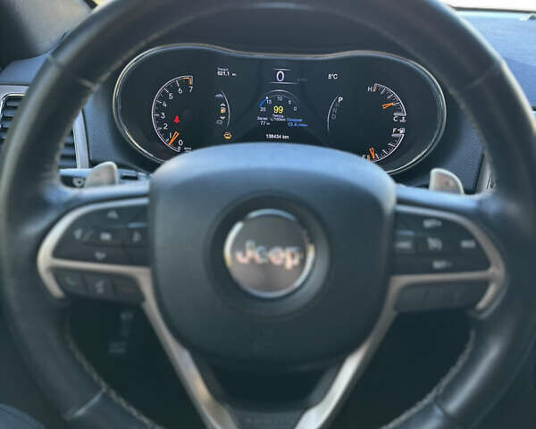 Джип Гранд Чероки 2016 в Киеве на Automoto.ua Черный Джип Гранд Чероки, объемом двигателя 3.6 л и пробегом 139 тыс. км за 23000 $, фото 25 на Automoto.ua