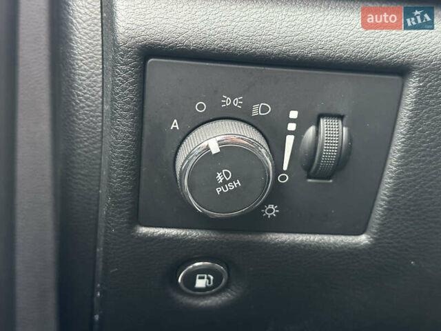 Черный Джип Гранд Чероки, объемом двигателя 3.6 л и пробегом 172 тыс. км за 22000 $, фото 36 на Automoto.ua