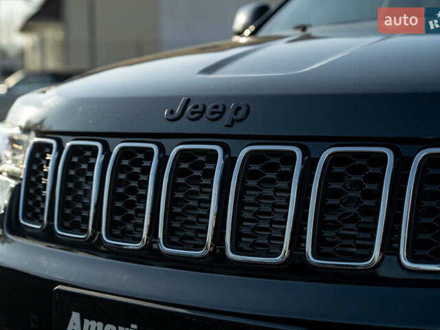 Джип Гранд Чероки 2016 в Черновцах на Automoto.ua Черный Джип Гранд Чероки, объемом двигателя 2.99 л и пробегом 89 тыс. км за 33500 $, фото 13 на Automoto.ua