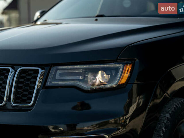 Джип Гранд Чероки 2016 в Черновцах на Automoto.ua Черный Джип Гранд Чероки, объемом двигателя 2.99 л и пробегом 89 тыс. км за 33500 $, фото 14 на Automoto.ua