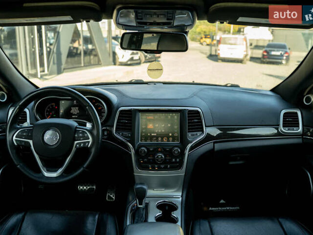 Джип Гранд Чероки 2016 в Черновцах на Automoto.ua Черный Джип Гранд Чероки, объемом двигателя 2.99 л и пробегом 89 тыс. км за 33500 $, фото 21 на Automoto.ua