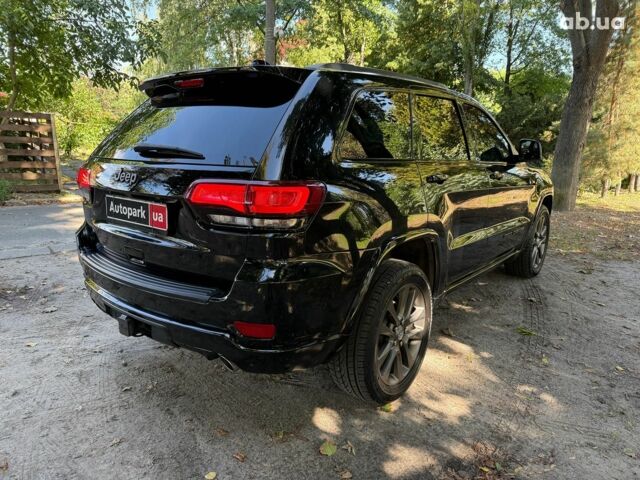 Чорний Джип Grand Cherokee, об'ємом двигуна 3.2 л та пробігом 130 тис. км за 23440 $, фото 4 на Automoto.ua