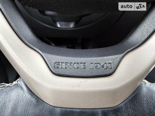 Чорний Джип Grand Cherokee, об'ємом двигуна 5.7 л та пробігом 267 тис. км за 27500 $, фото 45 на Automoto.ua