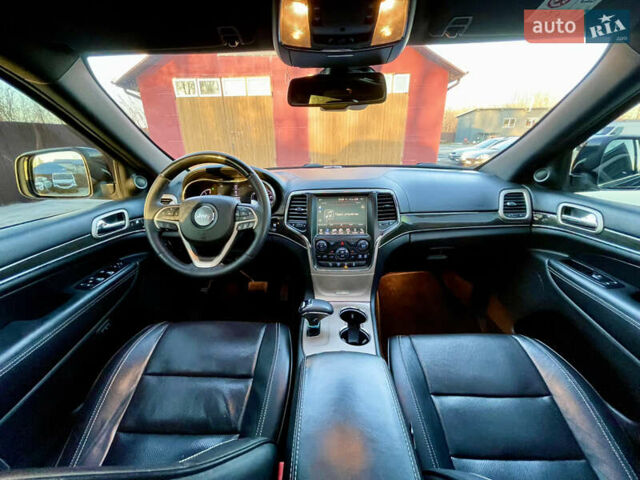 Черный Джип Гранд Чероки, объемом двигателя 2.99 л и пробегом 235 тыс. км за 23999 $, фото 76 на Automoto.ua