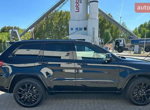 Чорний Джип Grand Cherokee, об'ємом двигуна 2.99 л та пробігом 185 тис. км за 31000 $, фото 3 на Automoto.ua