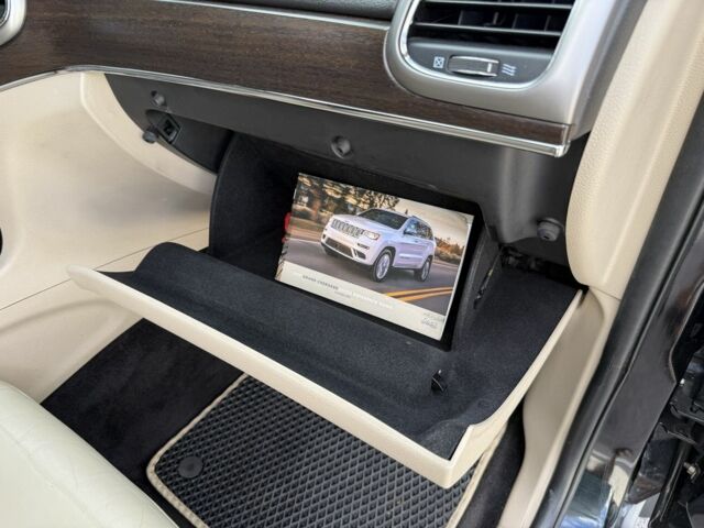 Чорний Джип Grand Cherokee, об'ємом двигуна 3.6 л та пробігом 174 тис. км за 25500 $, фото 9 на Automoto.ua