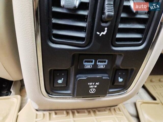 Чорний Джип Grand Cherokee, об'ємом двигуна 3.6 л та пробігом 182 тис. км за 16500 $, фото 15 на Automoto.ua