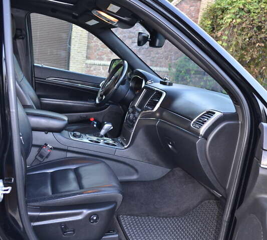 Черный Джип Гранд Чероки, объемом двигателя 3.6 л и пробегом 110 тыс. км за 22700 $, фото 2 на Automoto.ua