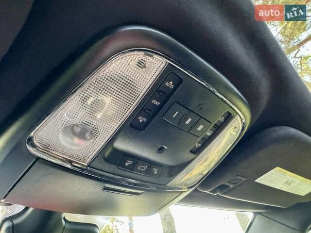 Чорний Джип Grand Cherokee, об'ємом двигуна 6.42 л та пробігом 120 тис. км за 35500 $, фото 47 на Automoto.ua