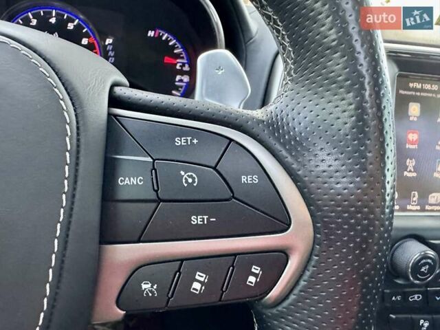 Чорний Джип Grand Cherokee, об'ємом двигуна 6.42 л та пробігом 120 тис. км за 35500 $, фото 40 на Automoto.ua