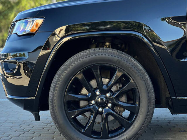 Черный Джип Гранд Чероки, объемом двигателя 3.6 л и пробегом 145 тыс. км за 23200 $, фото 6 на Automoto.ua