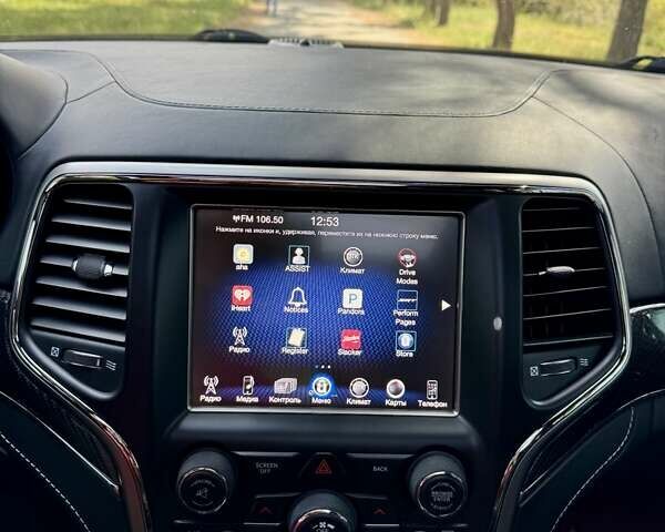 Чорний Джип Grand Cherokee, об'ємом двигуна 6.42 л та пробігом 120 тис. км за 35500 $, фото 42 на Automoto.ua