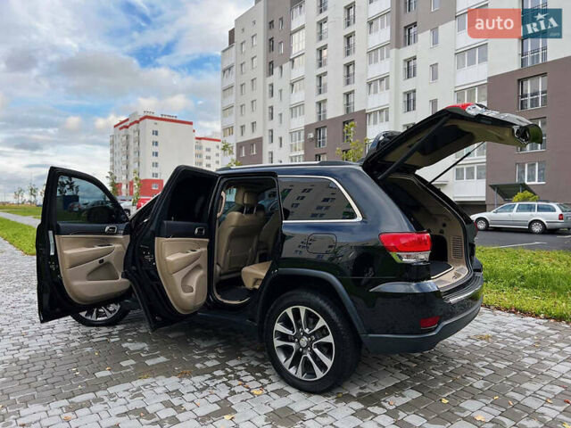 Джип Гранд Чероки 2017 в Виннице на Automoto.ua Черный Джип Гранд Чероки, объемом двигателя 3.6 л и пробегом 128 тыс. км за 34000 $, фото 19 на Automoto.ua