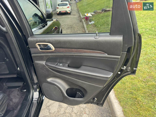 Черный Джип Гранд Чероки, объемом двигателя 2.99 л и пробегом 188 тыс. км за 25750 $, фото 32 на Automoto.ua