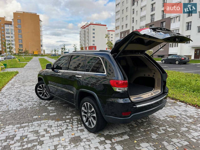 Джип Гранд Чероки 2017 в Виннице на Automoto.ua Черный Джип Гранд Чероки, объемом двигателя 3.6 л и пробегом 128 тыс. км за 34000 $, фото 18 на Automoto.ua