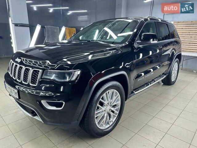 Чорний Джип Grand Cherokee, об'ємом двигуна 2.99 л та пробігом 211 тис. км за 24500 $, фото 3 на Automoto.ua
